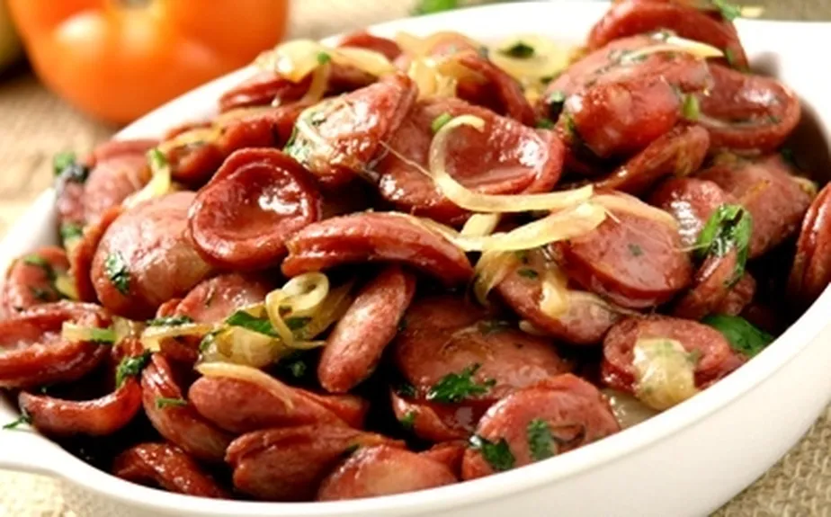 Linguiça Acebolada